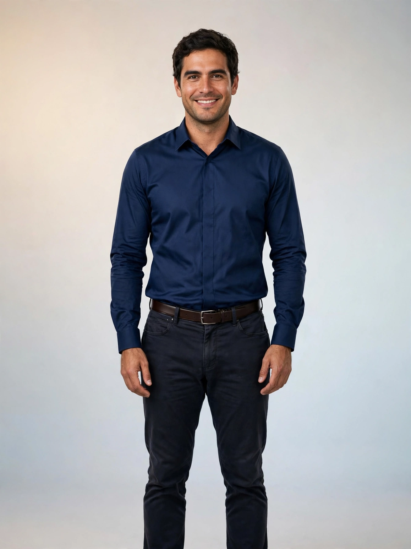 Alejandro Silva — UGC video ad creator avatar by Crisp UGC Ads