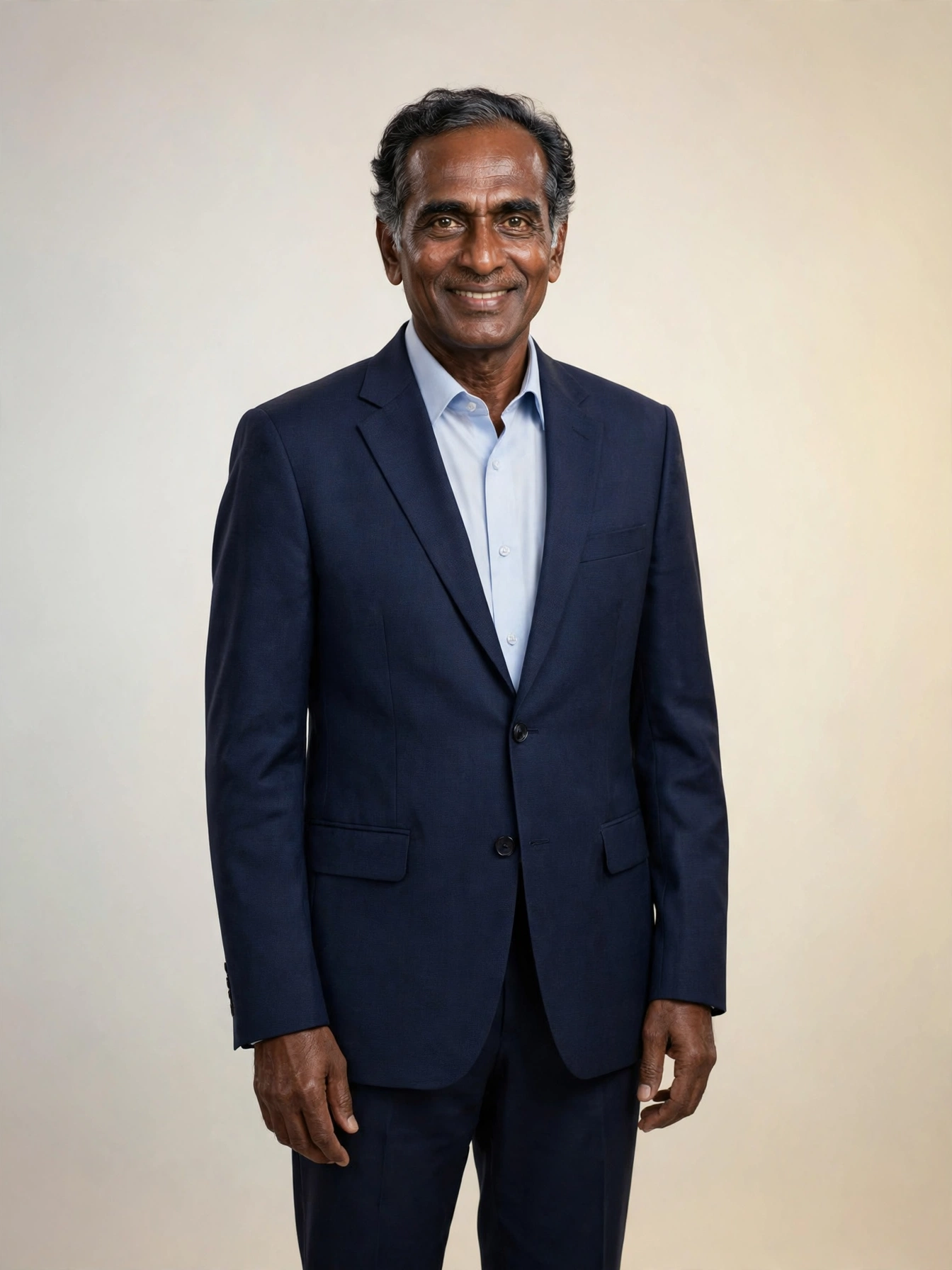 Vignesh Sundaram — UGC video ad creator avatar by Crisp UGC Ads